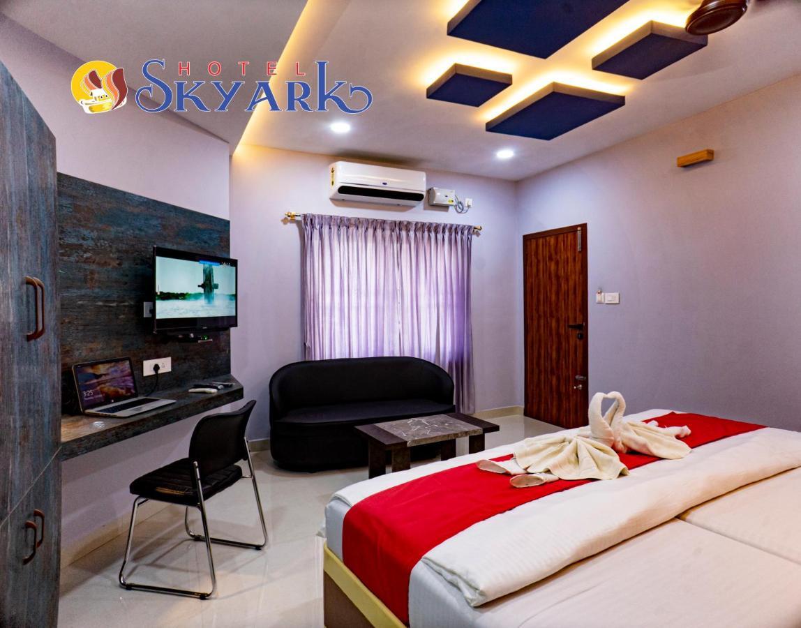 Hotel Skyark Kanyakumari Bagian luar foto