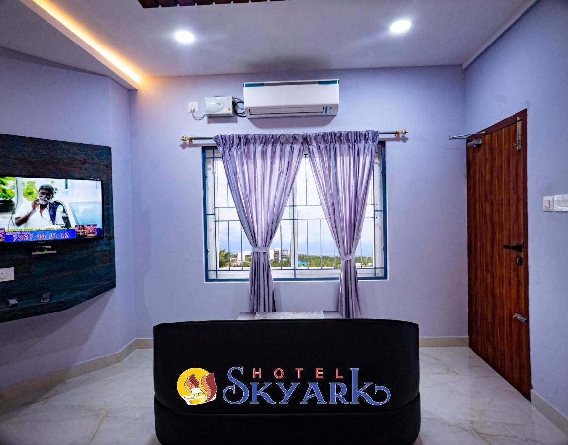 Hotel Skyark Kanyakumari Bagian luar foto