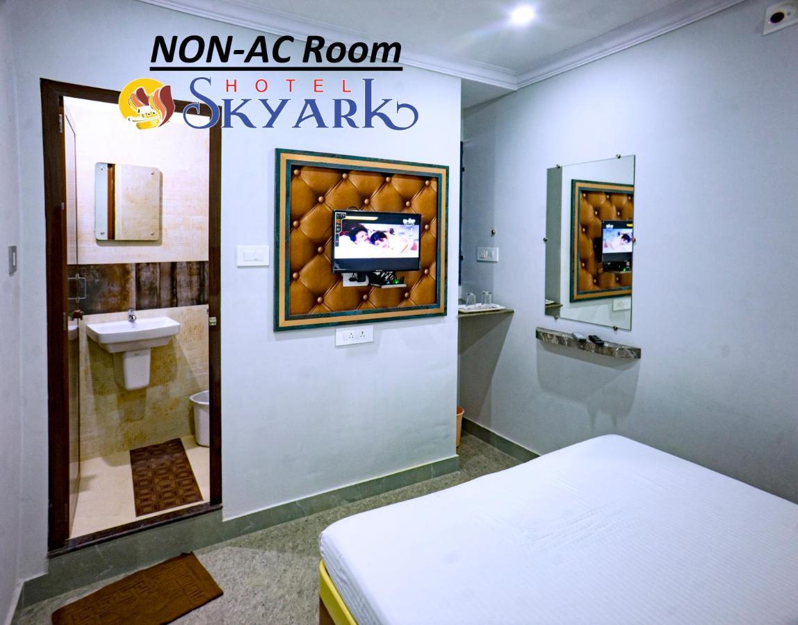 Hotel Skyark Kanyakumari Bagian luar foto